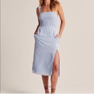 Abercrombie Smocked Midi Dress NWT